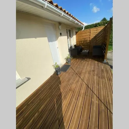 Ballade Dans Le Medoc Maison Avec Son Jacuzzi Casa de Férias Avensan
